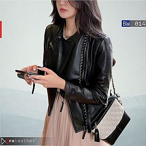 Jaket Kulit Wanita BW014 – Biker Style Elegan dan Berkarakter
