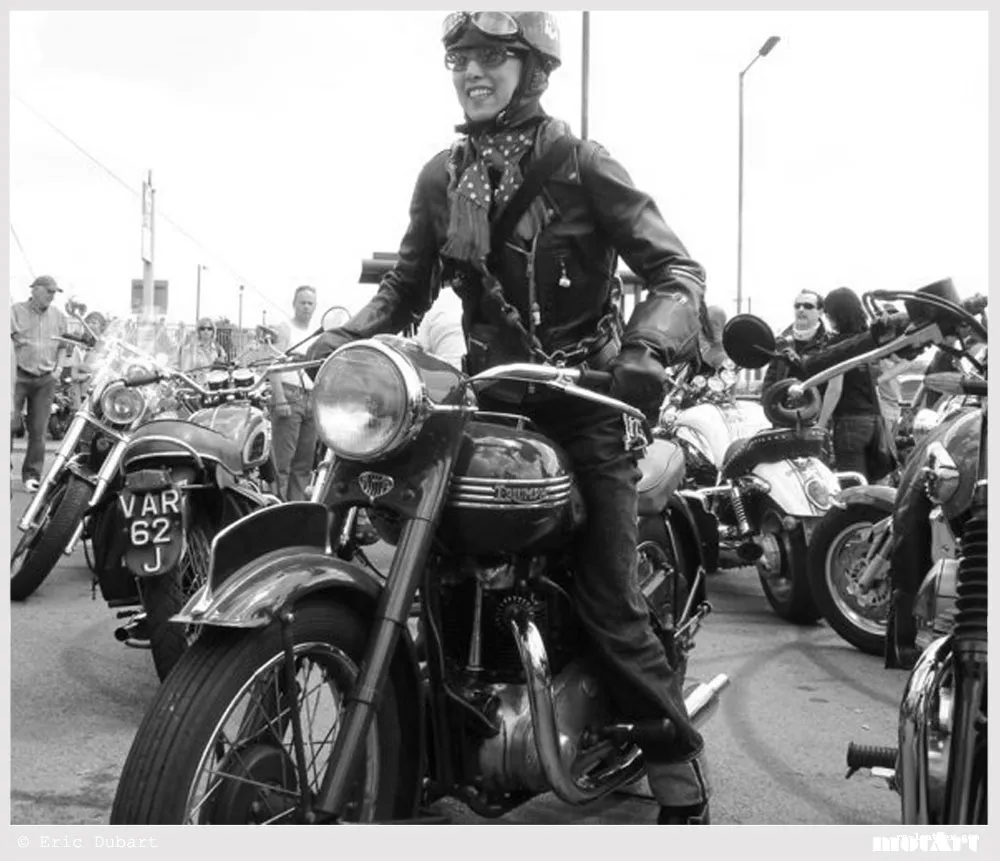 Jaket Kulit Cafe Racer
